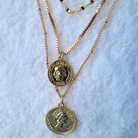 NWT Gold British UK Faux Coins Multilayer Chains Necklace Forever 21 - Picture 7 of 9